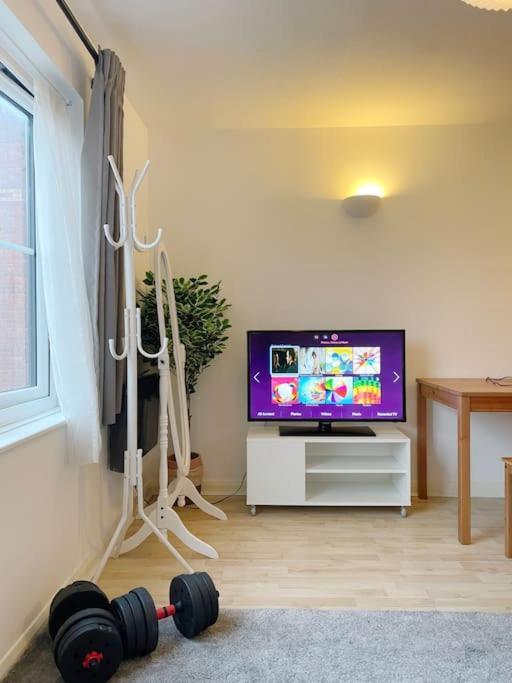 Colliers Wood 1 Bed South London Short Stay Mitcham Exterior foto
